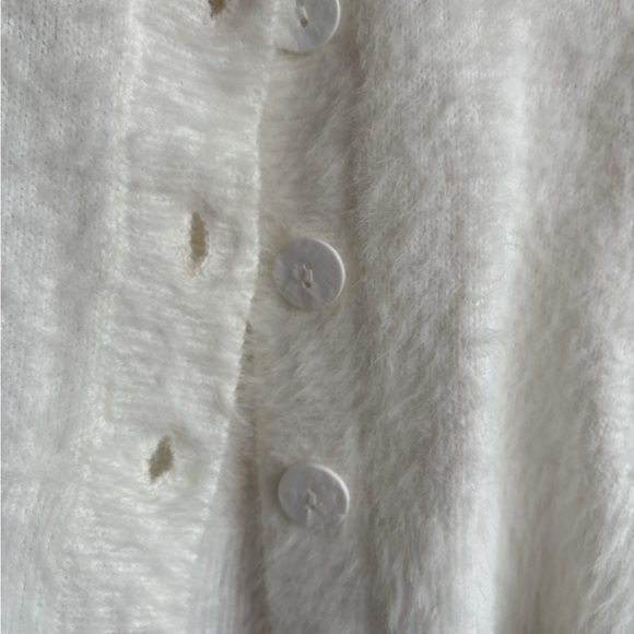 More To Come Valentina Cropped Cardigan Ivory Knit Fuzzy Button Up Size XS - Picture 4 of 8